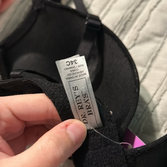 Dr. Rey's Bras Plunge Bra - Picture 4 of 4